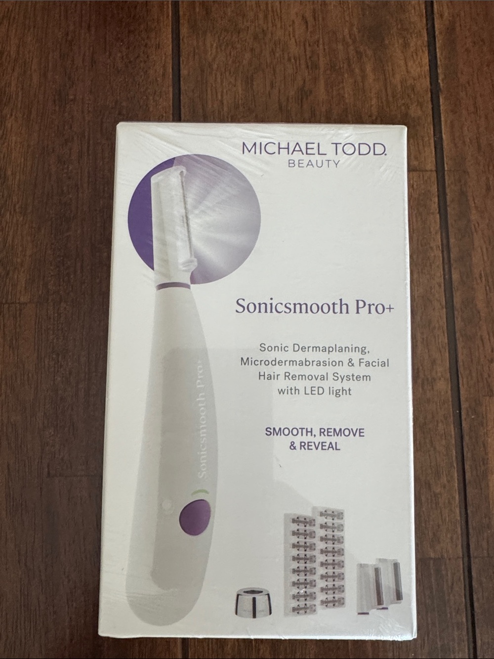 MICHAEL TODD Beauty Sonicsmooth Pro+ Facial Dermaplaning Tool - NEW unopened
